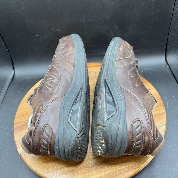 New Balance 928V3 Mens Size 10 4E Walking Shoes Brown Leather Sneakers MW928BR3 main image 4